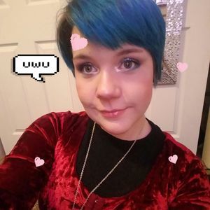 Meet your Posher, Kayla